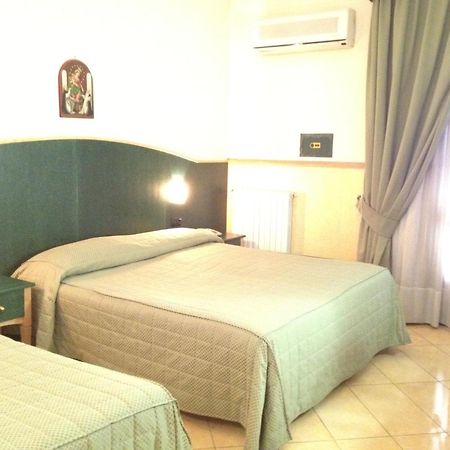 Hotel Ristorante Amitrano Pompei Ngoại thất bức ảnh