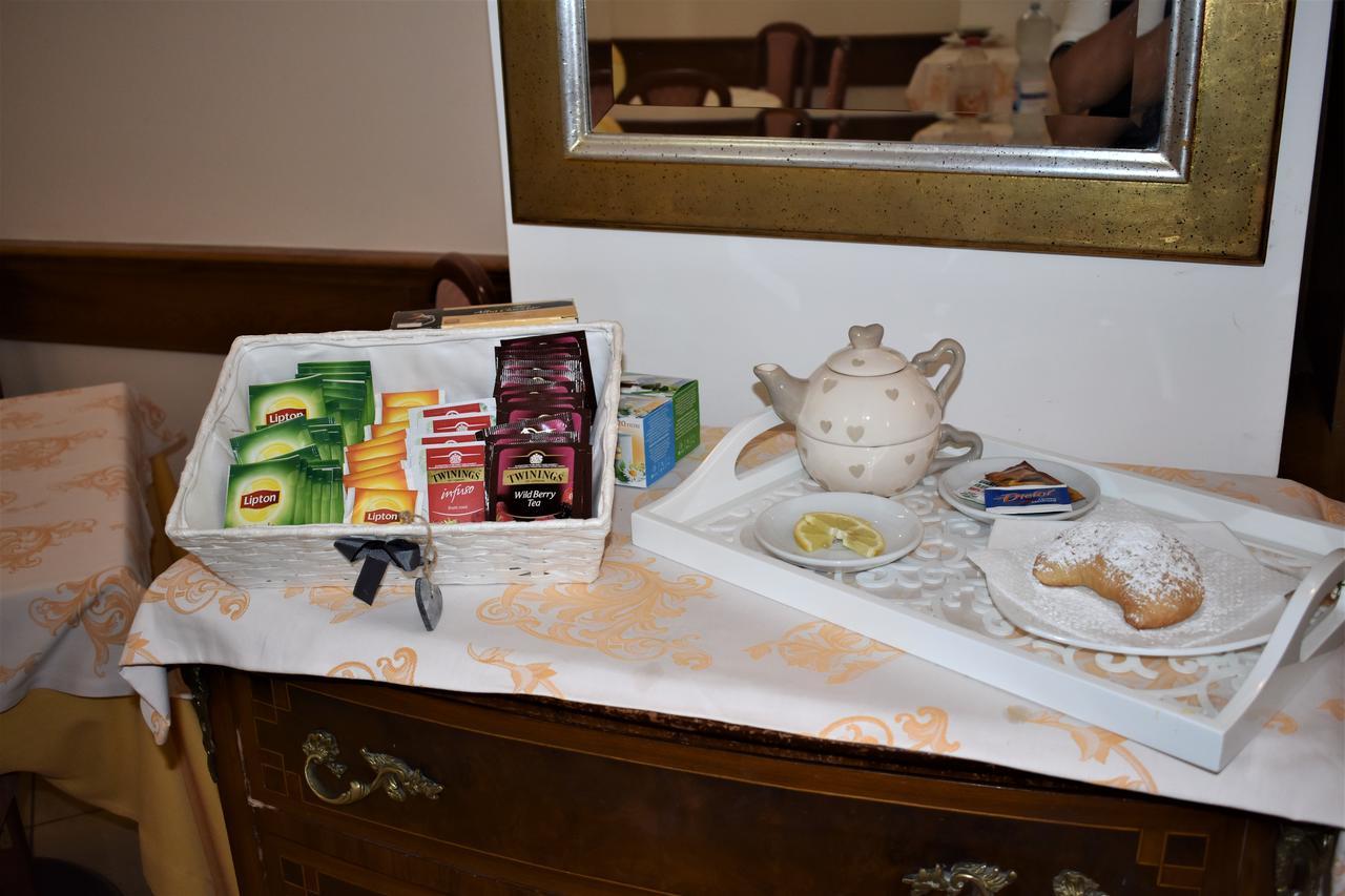 Hotel Ristorante Amitrano Pompei Ngoại thất bức ảnh